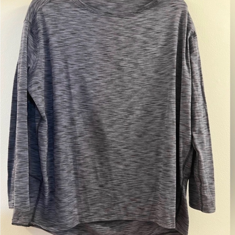 Lululemon Back in Action Long
Sleeve Shirt